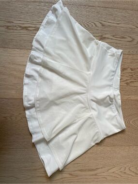 Ivivva White Athletic Skirt with Built-In Shorts